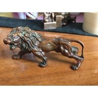 Бронзовый лев, супер детализация