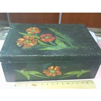 Старинная шкатулка , ручная работа и роспись .