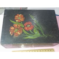 Старинная шкатулка , ручная работа и роспись .