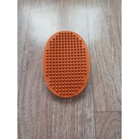 Щетка резиновая овальная