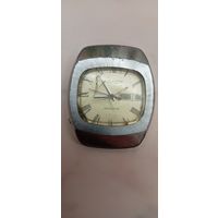 Часы полет Ссср, в работу большие. С 1руб Без М.Ц.