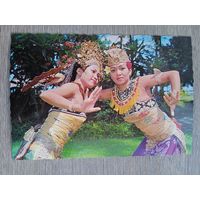 Этнография. Остров Бали, Индонезия. Танец Олег