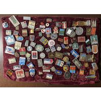 Лот 2. Значки