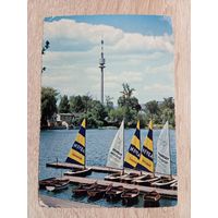 О-10. ПОДПИСАННАЯ ОТКРЫТКА ГЕРМАНИЯ. ЯХТЫ НА ПРИЧАЛЕ.