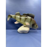 Статуэтка "Окунь", фарфор, роспись, мануфактура "Royal Dux", Чехия, 1940-1960 гг.размеры90 x 310 x 200