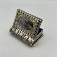 Шкатулка религиозная Иисус с Агнцем. Франция. 3564