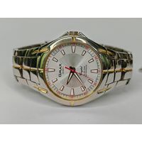 Часы Omax Cristal кварц. Идут точно !!! С рубля
