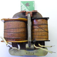 Трансформатор повышающий 220 В/8000 В