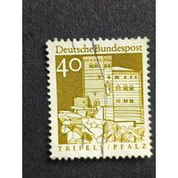 Германия 1966. Здания Германии 12 века. Крепость Трифельс в Пфальце
