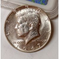 С рубля без мц! 50 центов 1967 США - Кеннеди - Unc - серебро! Лучистая!