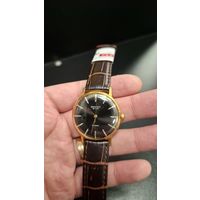 С 1 рубля! Часы Sekonda de luxe костюмник тонкие. Идут. Точность не проверял. Без репассажа. Состояние на фото.