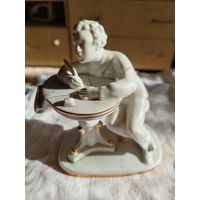 Статуэтка ссср,,Пушкин за письменный столом,,. ЛФЗ.