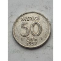 50 эре 1957 года Швеция. Серебро 400. Монета не чищена. 45307