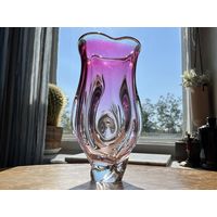 Большая ваза цветное стекло Чехословакия 30х15см