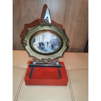 Винтажная, настенная, латунная фоторамка, Германия, размер 14*14 см.