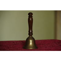 Колокольчик латунный  ( диаметр 6 см , высота 14,5 см )