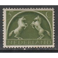 Нидерланды 5с /Германские символы/ 1943г