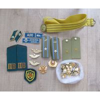 Все лоты с рубля.Военные вещи фурнитура,погоны,нашивки,ремень.СССР
