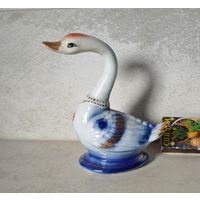 Статуэтка гусь