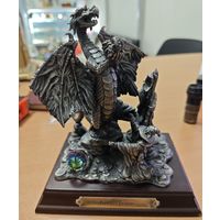 Фигура в тяжелом металле. Более 1кг. Дракон. Производство Англия 1998 год. 19см