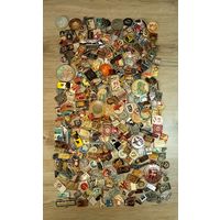 Новогодняя распродажа!!! Свыше 300 значков. С рубля. Без минимальной цены.