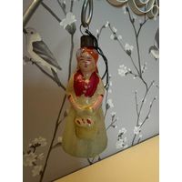 Елочная игрушка красная шапочка