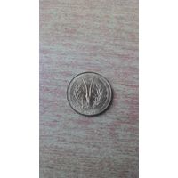 Западная Африка, 5 франков 1974 года.