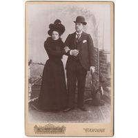 Старинная фотография на картоне