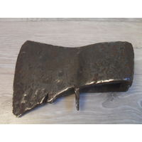 Старый кованый топор.19Х13 см.1.6 кг.