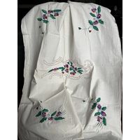 Шторка с вышивкой, х/б