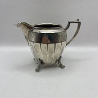 Сливочник/молочник посеребренный Ар-деко (250 мл). Англия. 3731
