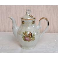 Кофейник из сервиза Мадонна фарфор перламутр Karolina Польша ХХ век.