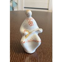 Статуэтка Балалаечник . Бронницы .
