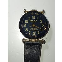 Часы кварцевые OMAX . С рубля
