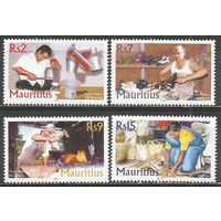 Маврикий. Художественные промыслы. 2004г. Mi#984-87. Серия.