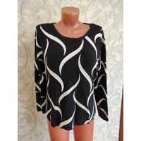 Джемпер на 50-52 размер, плотный трикотаж, черный с белыми полосками, с бисером. Б/у, есть катышки, в одном месте бисер распустился, дальше не идет. Длина 58 см, длина рукава 54 см, ПОгруди 51 см, хор