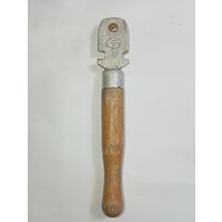 Стеклорез Алмазный , трехроликовый " Центролит "   , СССР . С рубля .