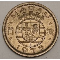 Макао 10 аво, 1975 (1-6-82)