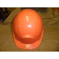 Каска строительная защитная.Новая.С рубля.