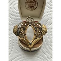 Брошь. Брошь-кулон