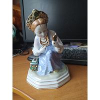 Статуэтка Малахитовая шкатулка, Дулево 1959 г.