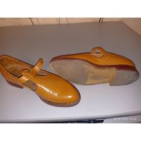 Винтажные туфли.