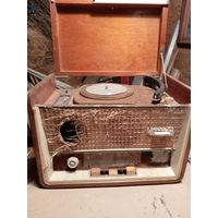 Радиола Минск 61 на запчасти