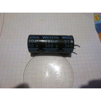 Конденсатор 220мкф350в.