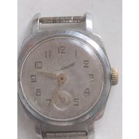 Часы Колос. Идут.