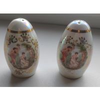 Солонка и перечница от сервиза " Мадонна" с рубля.