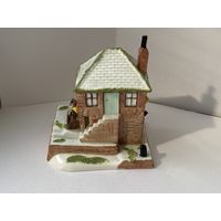 Коттедж рыбака, фарфор, Coalport, Англия.