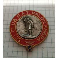 Знак лыжного клуба