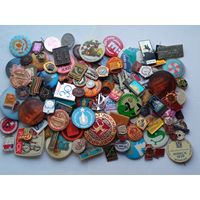 Сборный лот значков , 120 штук , с 1 рубля .