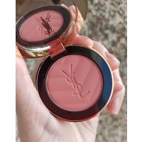 Румяна YSL Make Me Blush Bold Blurring Blush 6 gr в отттенке 06 Rose Haze